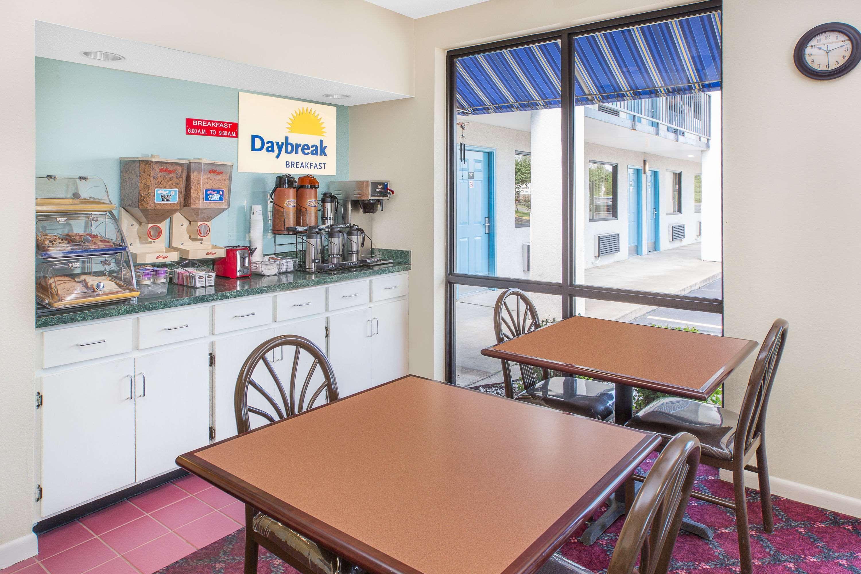 Days Inn By Wyndham N Little Rock East North Little Rock Buitenkant foto